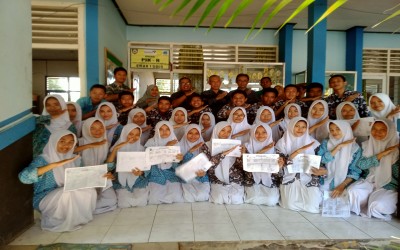 DUKCAPIL Kabupaten Jakarta Pusat MEMFASILITASI LAYANAN PEREKAMAN E-KTP DI SMAN 1 Sigli
